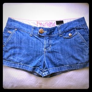 Vintage Hurley jean shorts !!🏄‍♀️